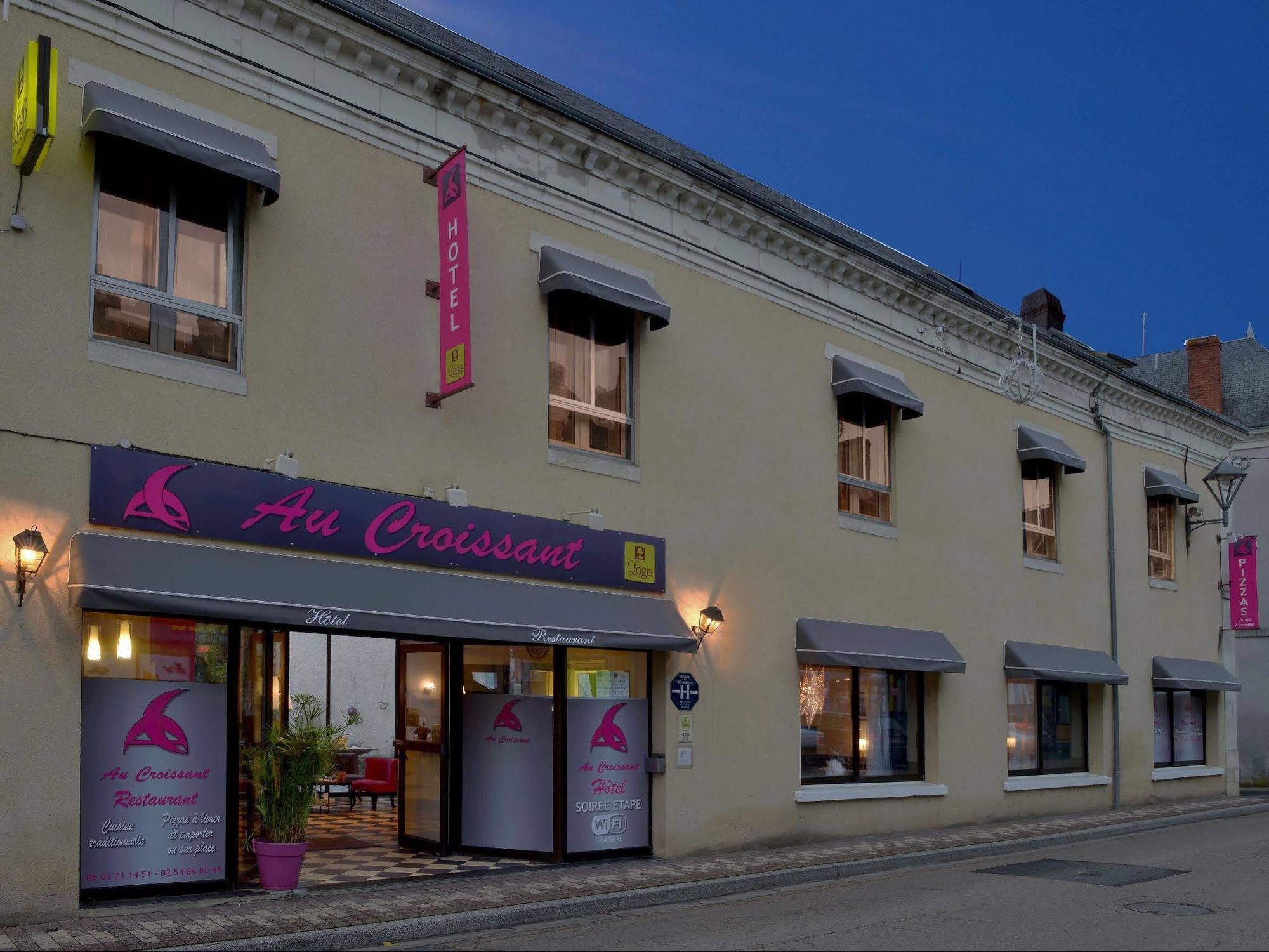 Logis Hôtel Au Croissant Buzançais Exterior foto