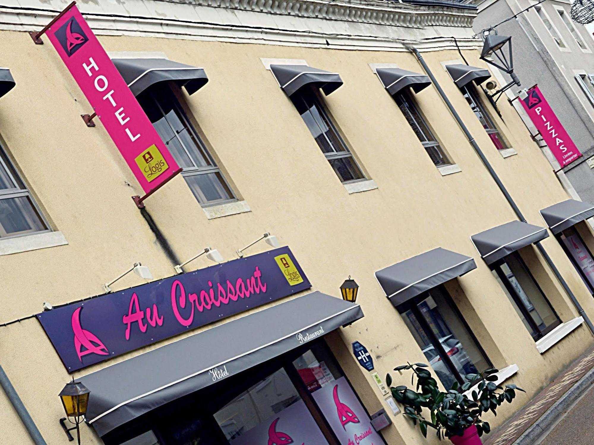 Logis Hôtel Au Croissant Buzançais Exterior foto